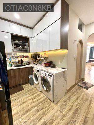 Sát Vincom Nguyễn Xí, 62m2, 2.6 tỉ, P25, Bình Thạnh - Phường 26  -  Quận Bình Thạnh 