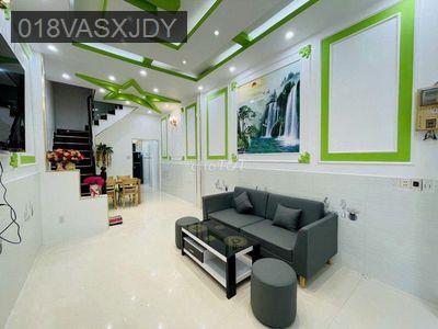 Đi định cư cần bán gấp nhà Lã Xuân Oai 1 tỷ 750 xách xali vào ở ngay - Phường Long Trường  -  Quận 9 