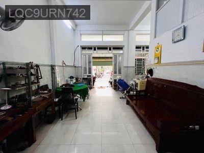Bán nhà hẻm xe ô tô mặt tiền khủng, kẹt tiền ra gấp trong tết - Phường Bình Hưng Hòa B  -  Quận Bình Tân 