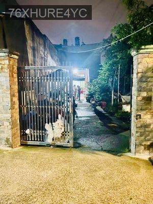 cần bán nhà diện tích 124.6m2 tại 111/3A ấp Tây Lân, xã Bà Điểm, HM - Xã Bà Điểm  -  Huyện Hóc Môn 