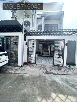 Thanh lý căn nhà 1trệt1lầu trả nợ ngân hàng - Xã Bình Hưng  -  Huyện Bình Chánh 