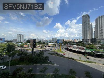Bán Officetel Sunrise Cityview nhà trống có ban công view mát - Phường Tân Hưng  -  Quận 7 