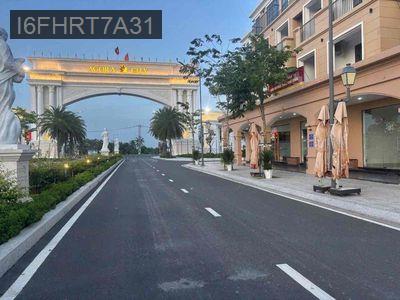 Sổ Hồng Trao Tay – Biệt Thự Châu Âu 3 Tầng | Chỉ 3 Căn *** tại Ag - Thị trấn Thủ Thừa  -  Huyện Thủ Thừa 