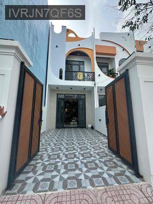 Bán nhà đường Đinh Đức Thiện 100m2, 1 trệt 1 lầu, 3 phòng ngủ, 3 WC - Xã Bình Chánh  -  Huyện Bình Chánh 