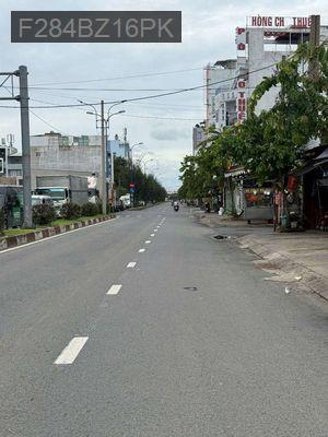 Nhà mặt tiền đường M1- KCN Tân Bình - 85m2 cấp 4 - giá:8ty4 TL - Phường Bình Hưng Hòa  -  Quận Bình Tân 