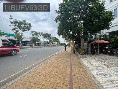 CẦN BÁN TOÀ NHÀ Ở HOẶC KẾT HỢP KINH DOANH VĂN PHÒNG - Xã Bình Hưng  -  Huyện Bình Chánh 