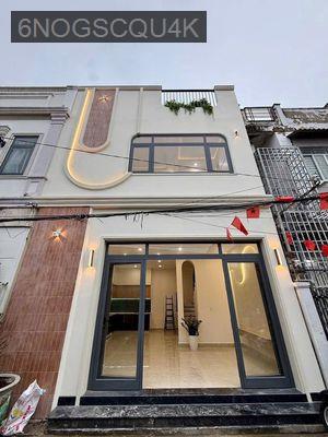 BÁN NHÀ NGAY CHỢ GẠCH KIẾNG SẦM UẤT - 1 LÀU 120M2 - SỔ RIÊNG - Xã Long Trạch  -  Huyện Cần Đước 