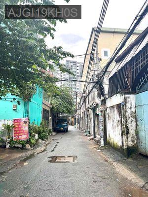 Gấp sang nhựng nhà phố. 70,8m2. G.I Á 5,6 T.ỏi TL nhẹ. - Phường Bình Hưng Hòa  -  Quận Bình Tân 