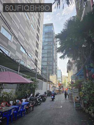 Nhà trung tâm quận 3 Cao Thắng & Võ Văn Tần - Phường 5  -  Quận 3 