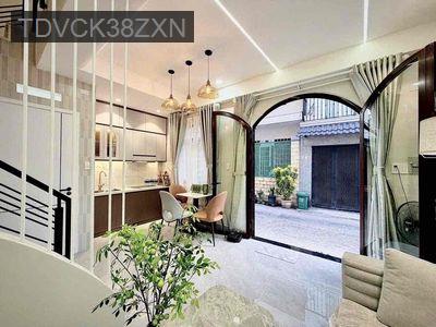 Chính chủ cần bán gấp trả nợ nhà HXH 50m đất, nở hậu - Phường 14  -  Quận 10 