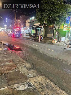 Nhà Mặt Tiền - Phường Bình Trị Đông  -  Quận Bình Tân 