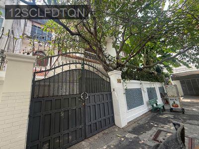 Bán biệt thự vưởn khu sân bay p4, Tân Bình - Phường 4  -  Quận Tân Bình 