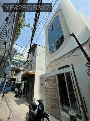 Cần tiền bán gấp nhà shr giá rẻ 3tầng hẻm3m thông ko lộ giới quy hoach - Phường 13  -  Quận 10 
