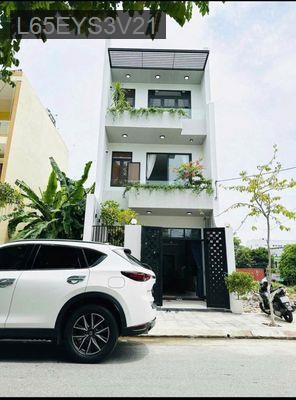 BÁN NGỘP NHÀ 1 TRỆT 2 LẦU 70m2 - SÁT MẶT TIỀN LÊ THỊ TRUNG - 2 TỶ 750 - Phường Bình Chuẩn  -  Thị xã Thuận An 
