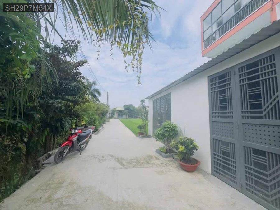 Bán nhà Đức Hoà Đông, diện tích 5x30 thổ cư đã hoàn công. Giá 2tỷ350triệu - Xã Đức Hoà Đông  -  Huyện Đức Hòa  - (ảnh - 0)