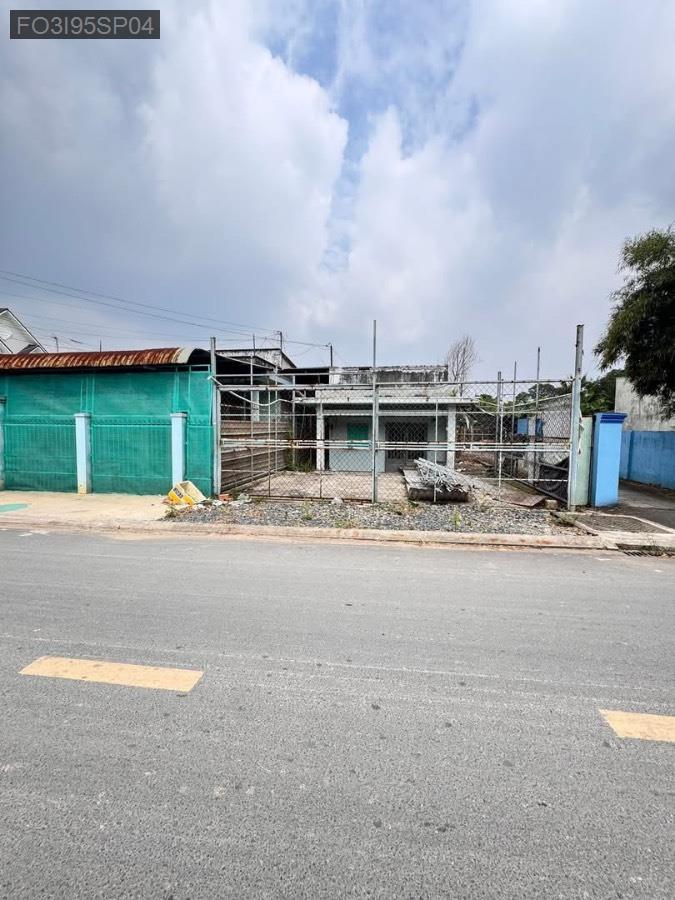 Bán nhà mặt tiền nhựa Nguyễn Thị Ly, SHR 8x22. Thích hợp làm kho xưởng ok - Xã Xuân Thới Sơn  -  Huyện Hóc Môn  - (ảnh - 0)