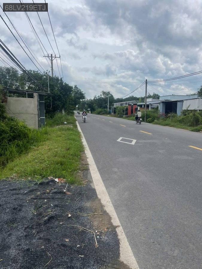 Bán lô đất mặt tiền TL7, diện tích 10x50 tổng 484m², thổ cư 300m. Chủ đã làm rào san lấp cao ráo - Xã An Nhơn Tây  -  Huyện Củ Chi  - (ảnh - 1)