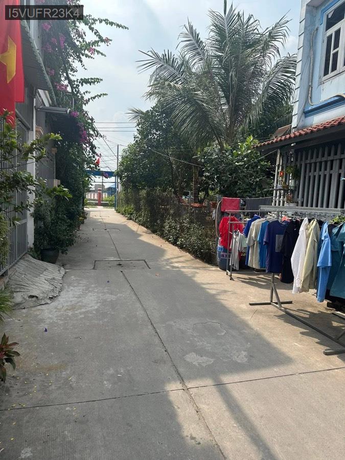 Bán nhà đường Liên Ấp 1-2, đối diện trường học Đồng Đen. Diện tích 4x15 gác lửng - Xã Vĩnh Lộc A  -  Huyện Bình Chánh  - (ảnh - 2)