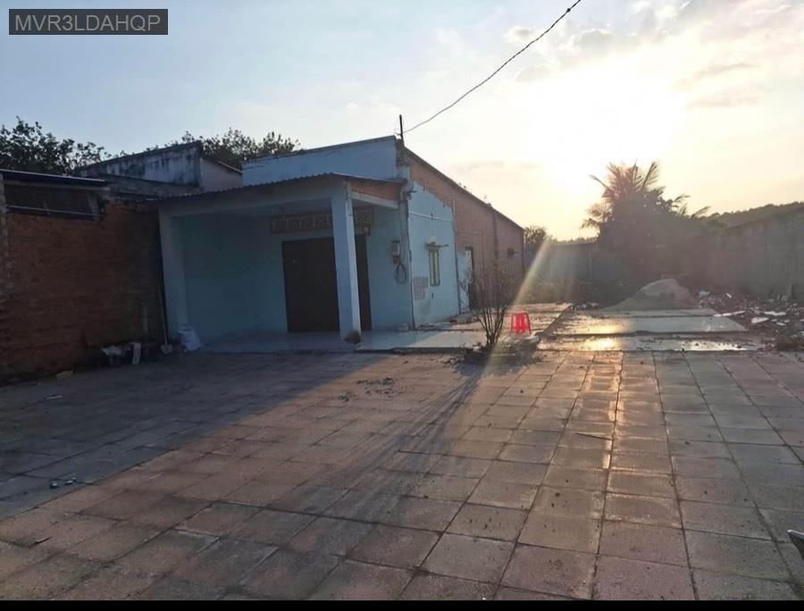 Bán nhà mặt tiền đường Nguyễn Thị Rành, diện tích 15x50. Mặt tiền kinh doanh buôn bán, gần chợ,… - Xã Nhuận Đức  -  Huyện Củ Chi  - (ảnh - 1)