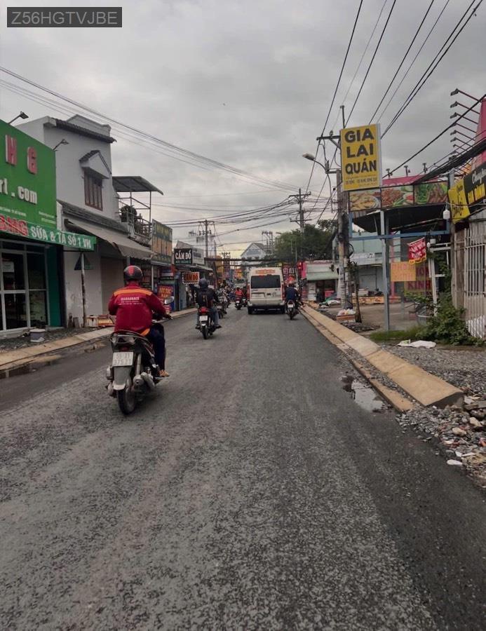 Bán đất mặt tiền Phạm Văn Sáng ngay ngã 4 Nữ Dân Công và Quách Điêu. Diện tích 10x50 có 400m² thổ  - Xã Vĩnh Lộc A  -  Huyện Bình Chánh  - (ảnh - 0)