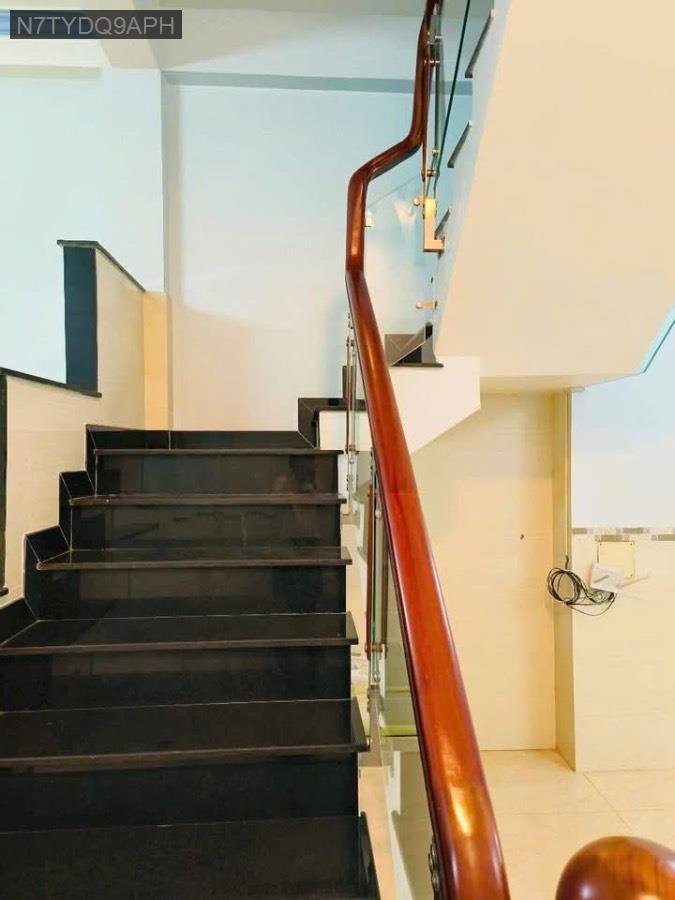 Bán nhà SHR khu dân cư Bà Điểm 2 cách Phan Văn Hớn 150m. Diện tích 4x16  - Xã Bà Điểm  -  Huyện Hóc Môn  - (ảnh - 5)