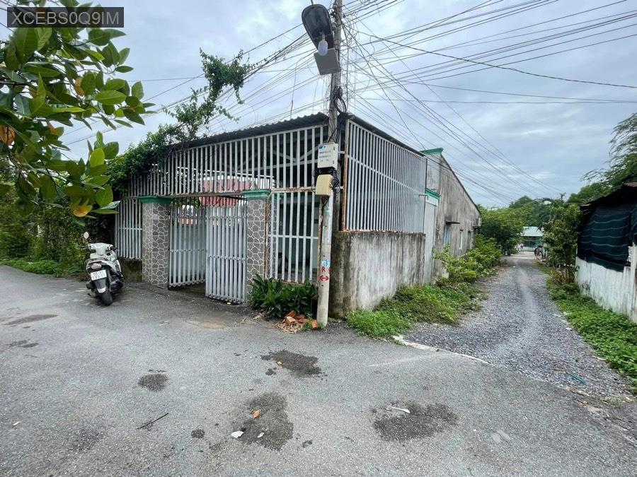 Bán nhà đường Kim Cương rớt vô 10m góc 2 mặt tiền, diện tích 8x26. Giá 2.9tỷ bớt nhẹ - Xã Tân Thạnh Đông  -  Huyện Củ Chi  - (ảnh - 4)