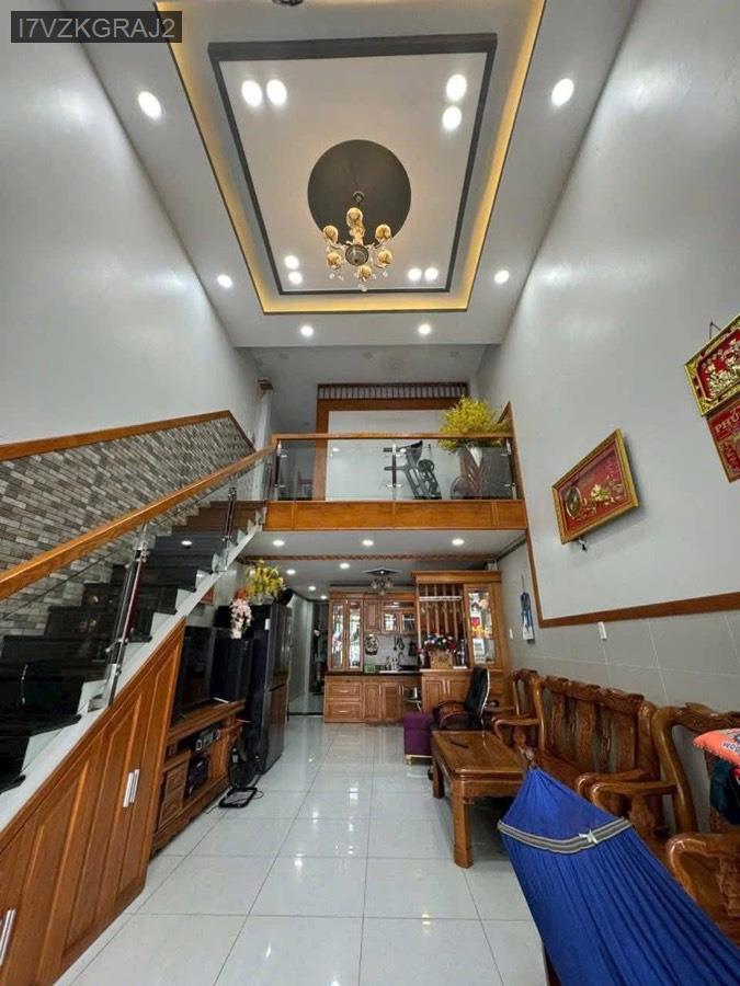 Bán nhà Sổ Hồng Riêng cách đường Phan Văn Hớn 50m, diện tích 4x16 nhà đúc lửng. Giá 4.6tỷ bớt lộc - Xã Bà Điểm  -  Huyện Hóc Môn  - (ảnh - 0)