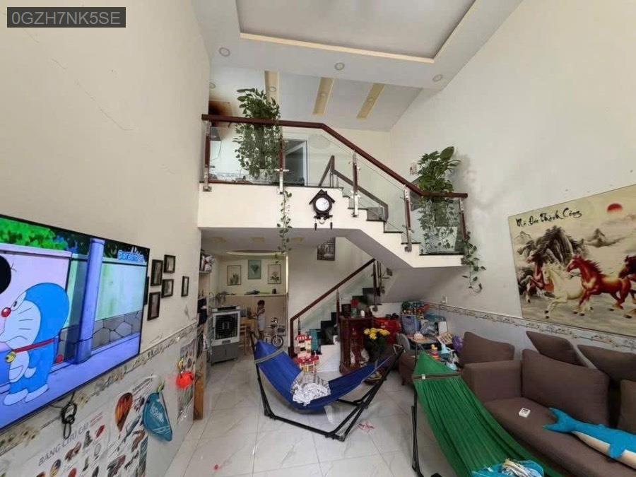 Bán nhà đường Thái Thị Giữ cách ngã tư Bà Điểm 400m. SHR 4x15 1 trệt 1 lửng, nhà hướng Tây Nam - Xã Bà Điểm  -  Huyện Hóc Môn  - (ảnh - 1)