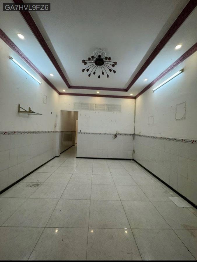 Bán nhà SHR gần chợ Đầu Mối, đường trước nhà 4m. Hướng đông bắc - Xã Bà Điểm  -  Huyện Hóc Môn  - (ảnh - 0)