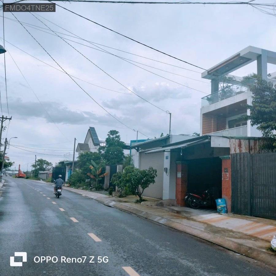 Bán lô đất thổ cư SHR mặt tiền Trương Thị Như cách Nguyễn Văn Bứa 100m. Xây dựng hoàn công tự do - Xã Xuân Thới Sơn  -  Huyện Hóc Môn  - (ảnh - 0)