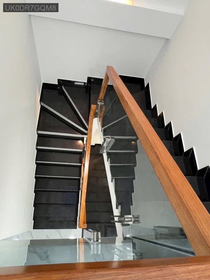 Bán nhà SHR Tân Xuân, diện tích 4x19 nhà 1 trệt 2 lầu. Gần chợ, trường học  - Xã Tân Xuân  -  Huyện Hóc Môn  - (ảnh - 4)