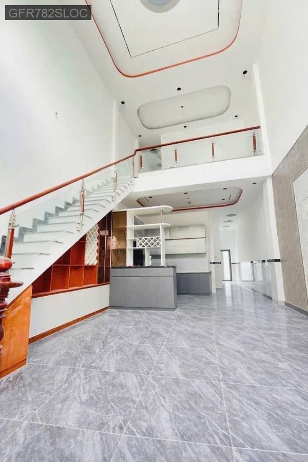 Bán nhà SHR Xã Xuân Thới Thượng, diện tích 5x20. Giá 4tỷ550tr - Xã Xuân Thới Thượng  -  Huyện Hóc Môn  - (ảnh - 0)