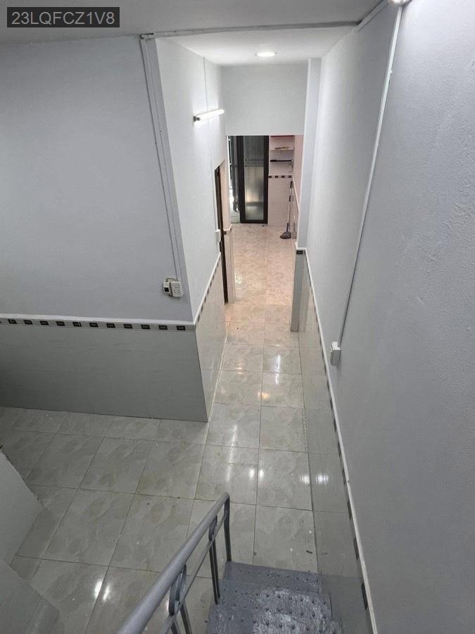 Bán nhà Nguyễn Thị Sáu bán kính 200m gần trường học Tam Đông 2, gần chợ. SHR diện tích 4.5x12 - Xã Thới Tam Thôn  -  Huyện Hóc Môn  - (ảnh - 3)