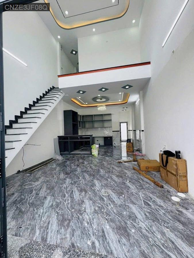 Bán 2 căn nhà phố cao cấp Bà Điểm, hướng đông nam. Đường trước nhà 6m, xe hơi đậu cửa. - Xã Bà Điểm  -  Huyện Hóc Môn  - (ảnh - 0)