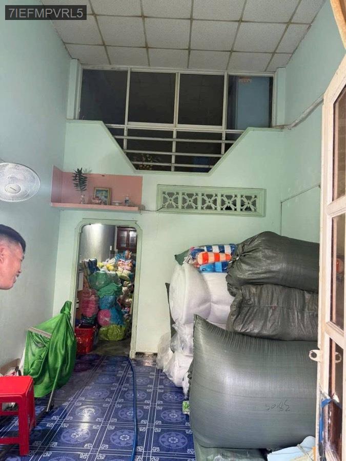 Bán nhà cấp 4 gác lửng Sổ Hồng Riêng Thới Tam Thôn. Giá 2tỷ450triệu bớt lộc - Xã Thới Tam Thôn  -  Huyện Hóc Môn  - (ảnh - 1)