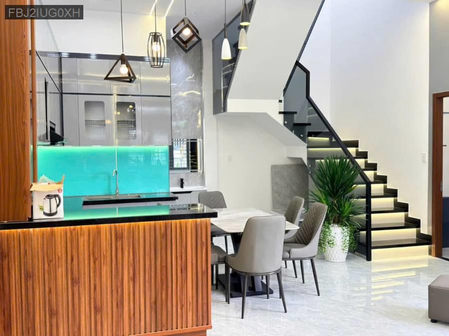 Bán biệt thự đẹp góc 2 mặt tiền 10x14 - Xã Thới Tam Thôn  -  Huyện Hóc Môn  - (ảnh - 0)