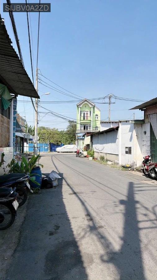 Bán nhà trệt lửng mặt tiền đường Tân Xuân 2, SHR 5x19 nở hậu 7m. Giá 5.3tỷ TL - Xã Tân Xuân  -  Huyện Hóc Môn  - (ảnh - 1)