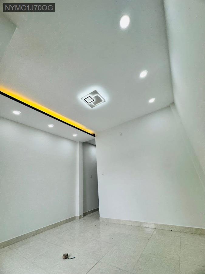 Bán nhà SHR cách mặt tiền Tô Ký chỉ vài bước, gần chợ, gần trường, giao thông thuận tiện - Xã Trung Chánh  -  Huyện Hóc Môn  - (ảnh - 5)