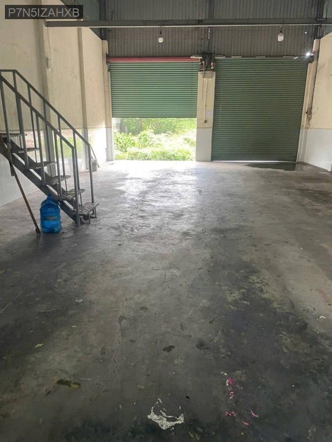 Bán xưởng sản xuất đường Liên Ấp 2-6, diện tích 8x20 gác lửng có điện 3fa. Giá 4.5tỷ còn bớt - Xã Vĩnh Lộc A  -  Huyện Bình Chánh  - (ảnh - 1)