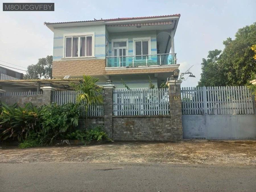 Bán nhà lầu ngay khu Việt Kiều, đường nhựa thông. Phù hợp làm trường mần non, căn hộ dịch vụ,… - Xã Tân Thông Hội  -  Huyện Củ Chi  - (ảnh - 0)