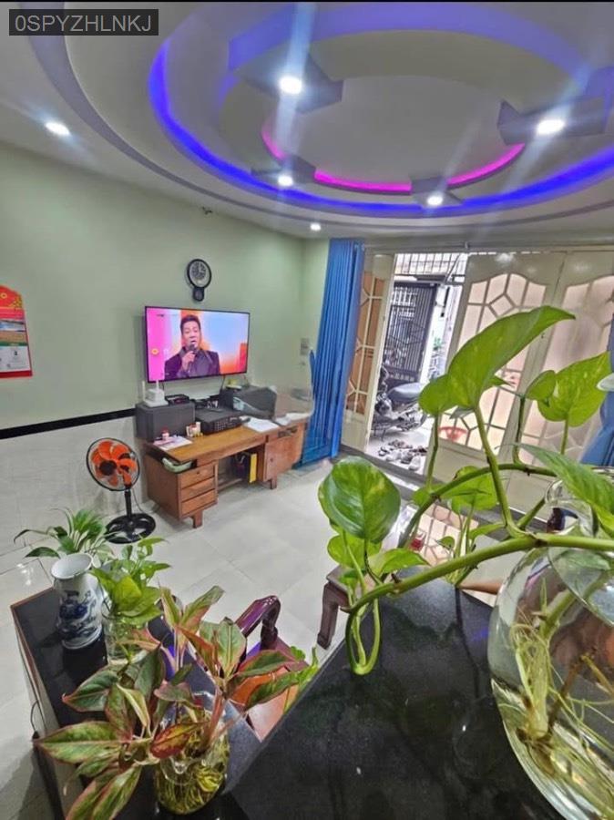 Bán nhà cách chợ Đầu Mối chỉ 20m, SHR diện tích 4x11. Hướng Tây Nam  - Xã Bà Điểm  -  Huyện Hóc Môn  - (ảnh - 4)