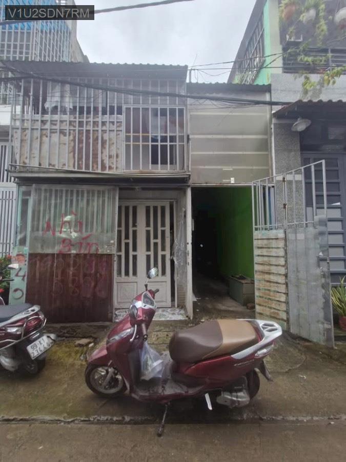 Bán dãy nhà cao ráo sạch sẽ gần ngã 4 chợ Nữ Dân Công với Quách Điêu. Nhà có 5 phòng trọ, gác lửng - Xã Vĩnh Lộc A  -  Huyện Bình Chánh  - (ảnh - 1)