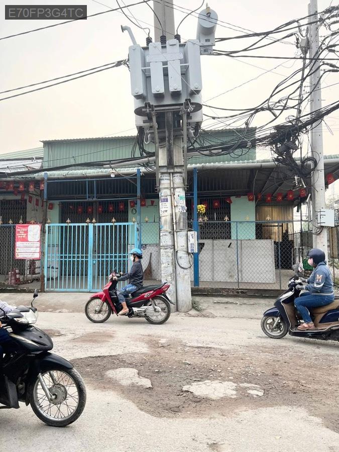 Bán nhà mặt tiền buôn bán Đường 1C, góc 2 mặt tiền không bị lộ giới. Diện tích 10x12 - Giá 3.4tỷ - Xã Vĩnh Lộc B  -  Huyện Bình Chánh  - (ảnh - 0)