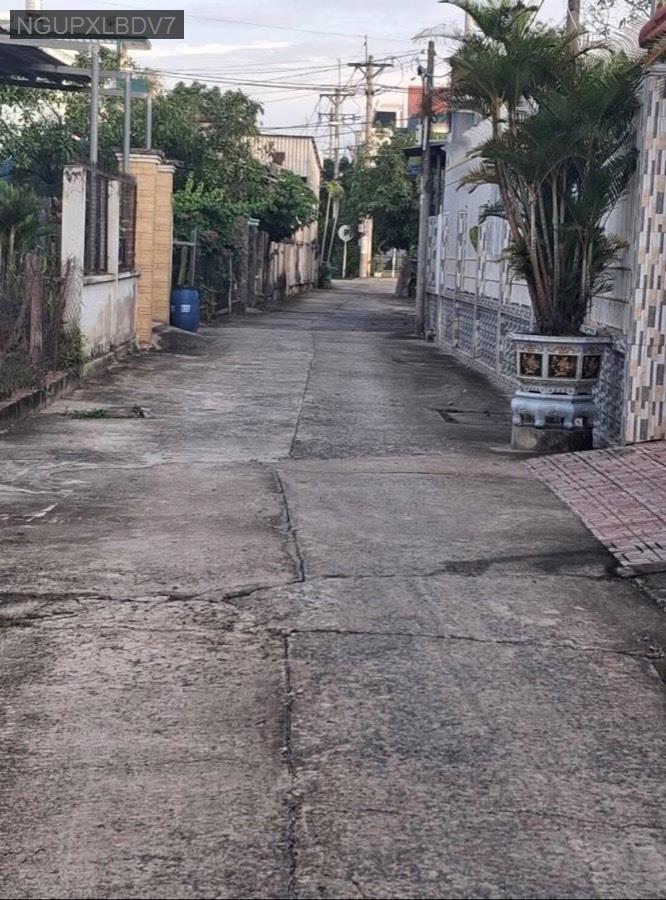 Bán đất vườn Bình Mỹ diện tích : 2000m², có 600m² thổ cư. Giá 12tỷ - Xã Bình Mỹ  -  Huyện Củ Chi  - (ảnh - 0)