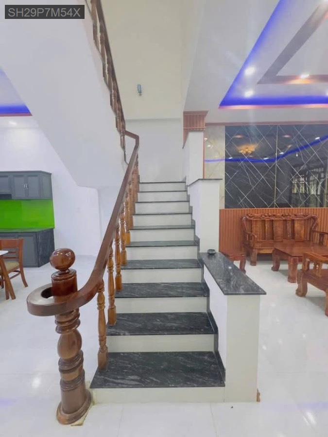 Bán nhà Đức Hoà Đông, diện tích 5x30 thổ cư đã hoàn công. Giá 2tỷ350triệu - Xã Đức Hoà Đông  -  Huyện Đức Hòa  - (ảnh - 3)