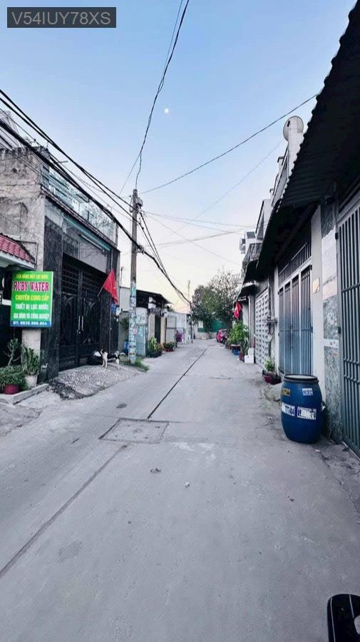 Bán nhà Võ Văn Vân sát chợ 123, diện tích 4x16 đổ suốt. Giá 2tỷ8 TL ít  - Xã Vĩnh Lộc B  -  Huyện Bình Chánh  - (ảnh - 2)