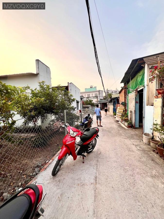 Bán đất Phan Văn Đối SHR 5x18 có 81.6m² đất ở đô thị, đường bê tông sạch sẽ tới đất. Giá 3tỷ650tr - Xã Bà Điểm  -  Huyện Hóc Môn  - (ảnh - 2)