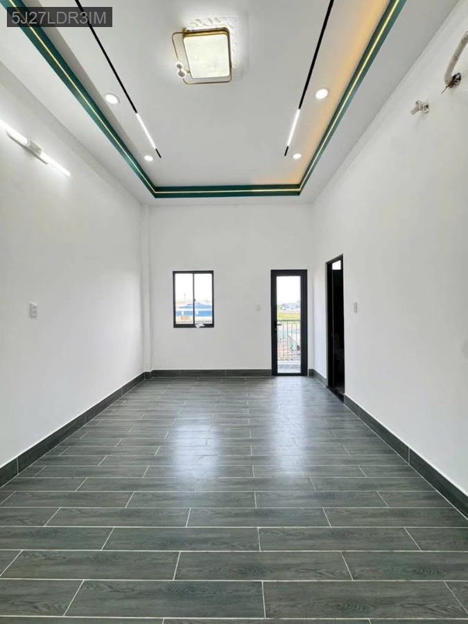 Bán nhà phố mặt tiền đường bê tông cách ngã 3 Mỹ Hạnh 1km. SHR 5x25 - Giá 2tỷ860 - Xã Mỹ Hạnh Nam  -  Huyện Đức Hòa  - (ảnh - 3)
