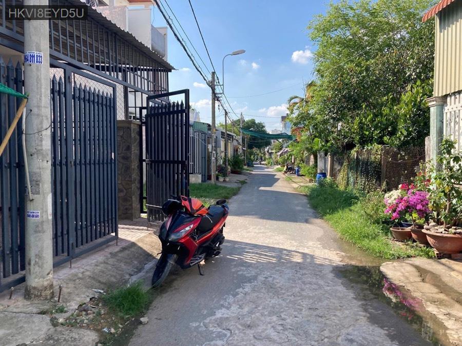 Bán nhà mặt tiền đường Phạm Phú Tiết, nhà 1 trệt 1 lầu. Khu an ninh, sát bên trung tâm hành chính - TT. Củ Chi  -  Huyện Củ Chi  - (ảnh - 2)