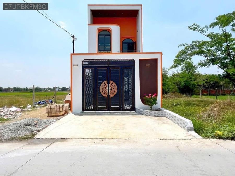 Bán nhà Đức Hòa Thượng SHR 5x30.5 nhà 1 trệt 1 lầu, sân ôtô, 3pn. Giá 3tỷ350tr - Xã Đức Hoà Thượng  -  Huyện Đức Hòa  - (ảnh - 0)